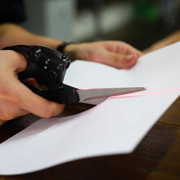 🔥 professional laser guided scissors